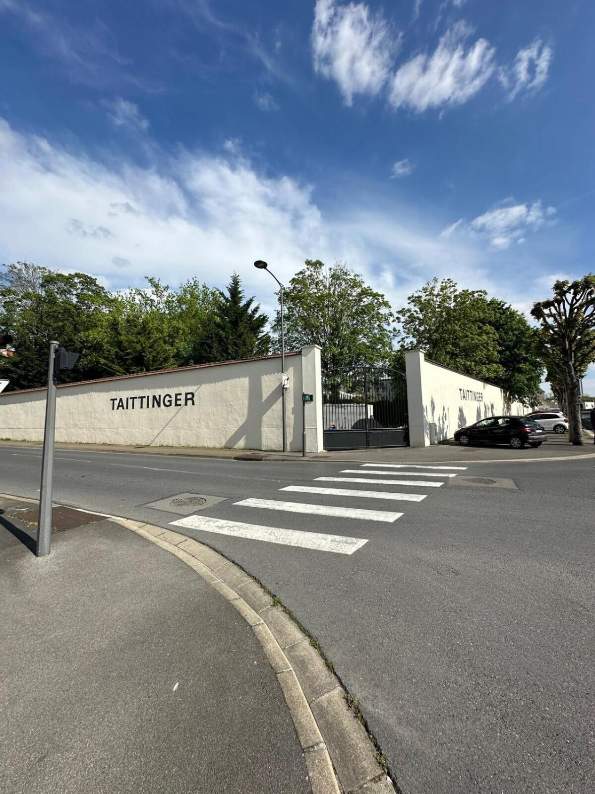 Apartamento Au Coeur Du Quartier Taittinger Reims Exterior foto